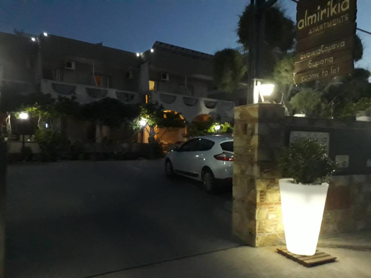 Almirikia Apartments Mourteri Zewnętrze zdjęcie